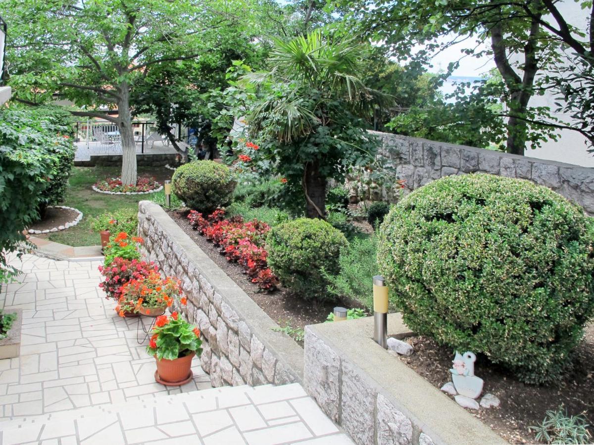 Apartment Vukelic-2 By Interhome โนวีวีโนดอลสกี ภายนอก รูปภาพ