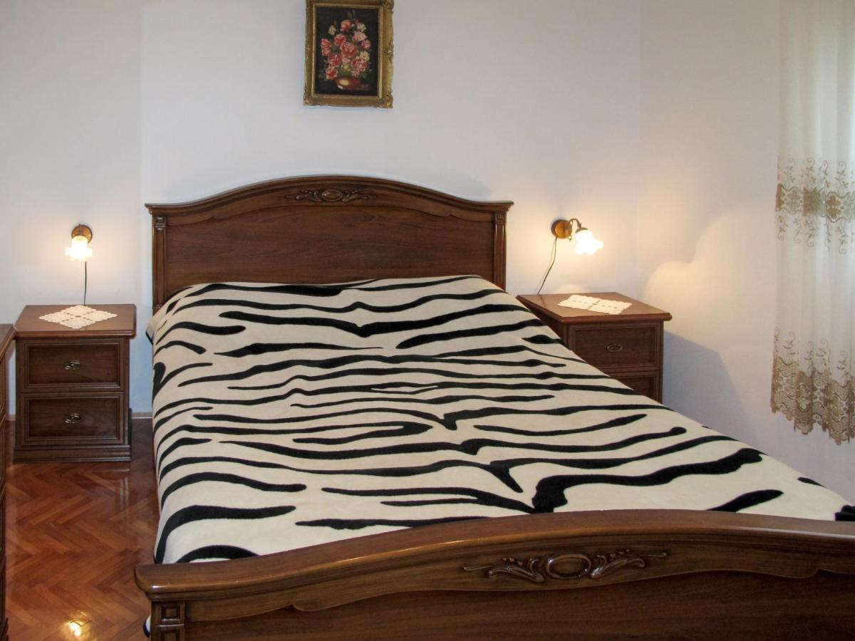 Apartment Vukelic-2 By Interhome โนวีวีโนดอลสกี ภายนอก รูปภาพ